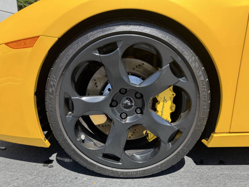 2004 Lamborghini Gallardo