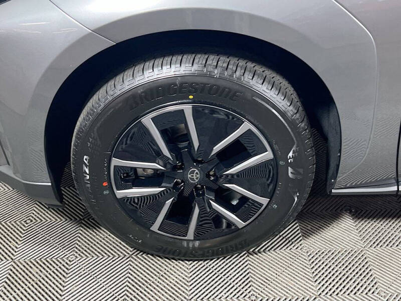 2026 Toyota bZ XLE Plus