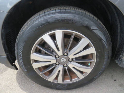 2017 Nissan Pathfinder