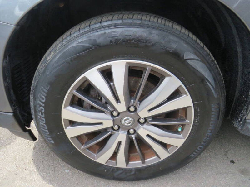 2017 Nissan Pathfinder