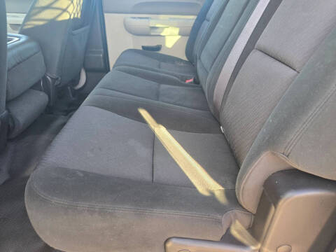 2011 Chevrolet Silverado 3500HD CC