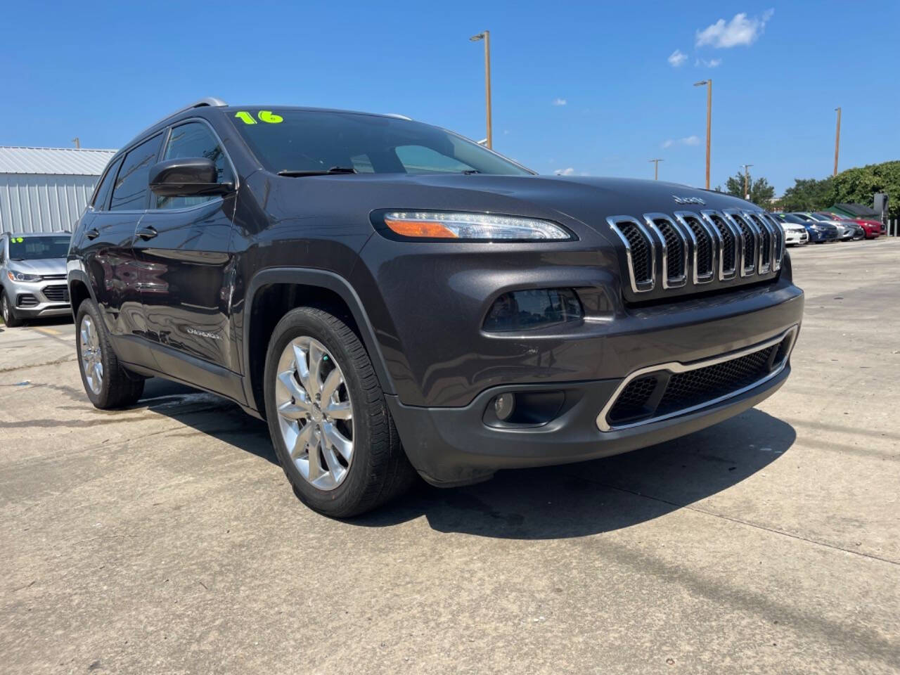 2016 Jeep Cherokee for sale at Falasteen Motors in La Place, LA