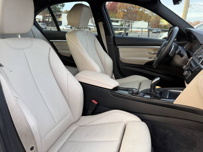 2017 BMW 3 Series 330i