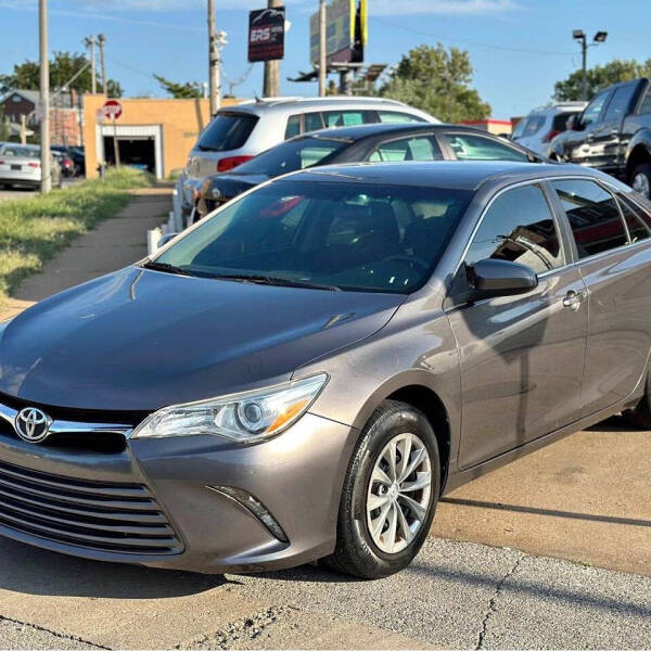 2017 Toyota Camry for sale at ERS Motors, LLC. in Bridgeton MO