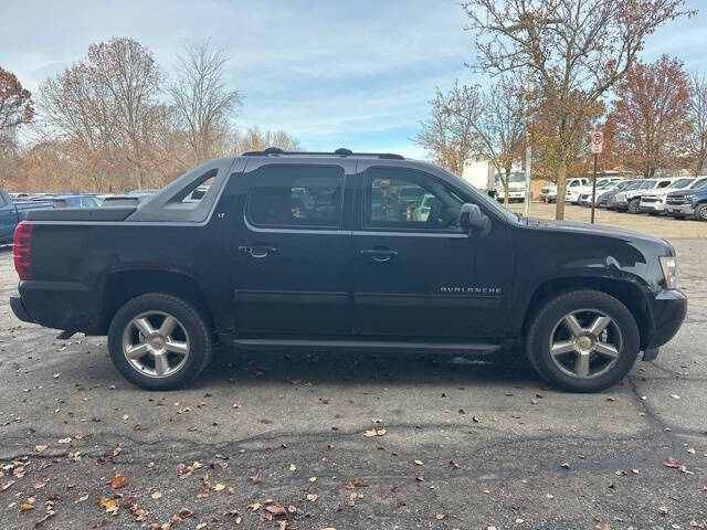 2011 Chevrolet Avalanche LT