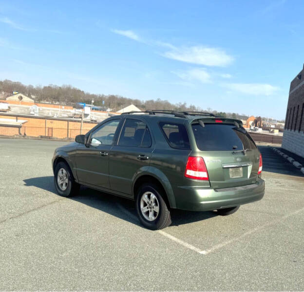 2005 Kia Sorento LX