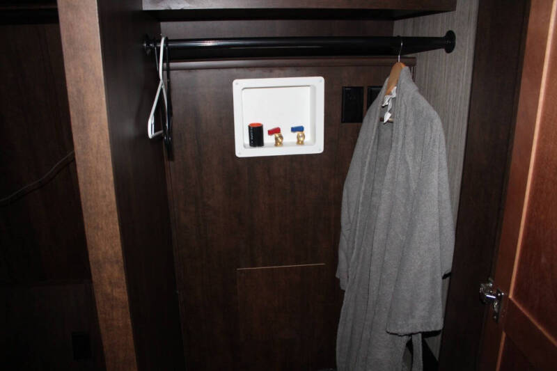 2019 Heartland Big Country 4011ERD