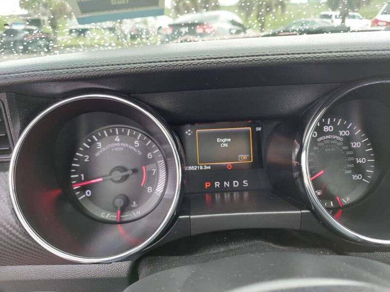 2017 Ford Mustang V6