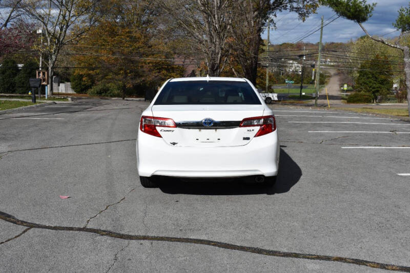 2012 Toyota Camry XLE Hybrid photo 5