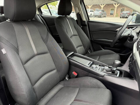 2017 Mazda MAZDA3 Sport