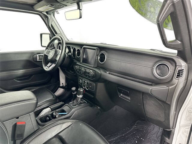 2022 Jeep Gladiator Overland