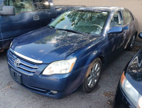 2007 Toyota Avalon for sale at Ideal Cars in Hamilton OH