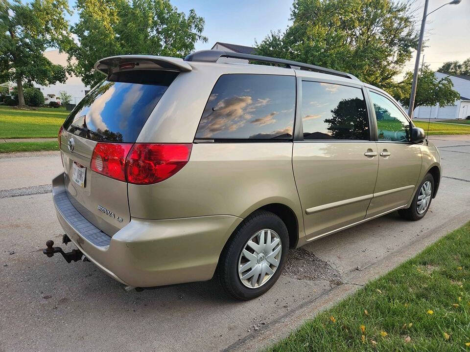 2007 Toyota Sienna for sale at Sara Auto Mall, LLC in Cleveland, OH