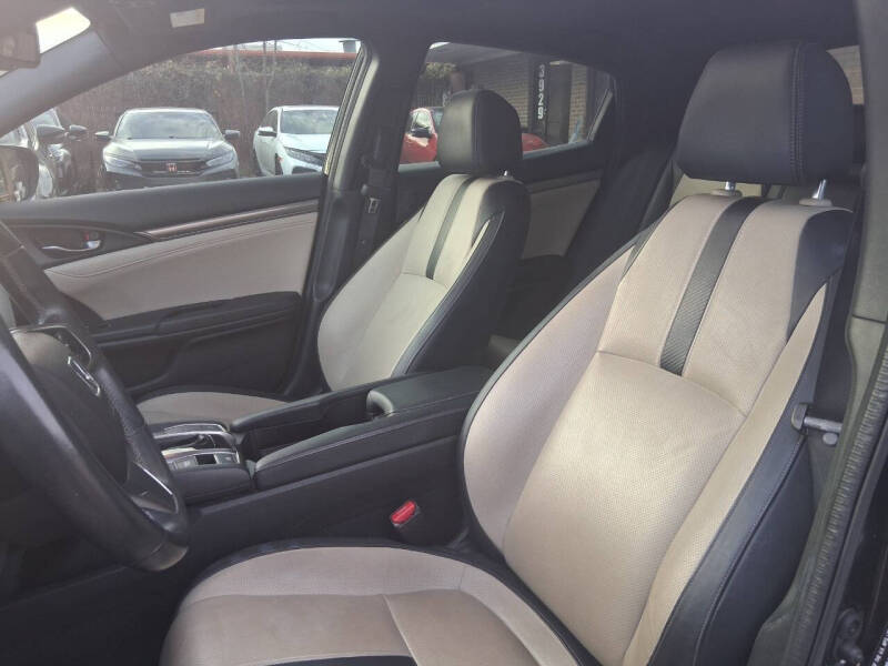 2018 Honda Civic EX-L w/Navi