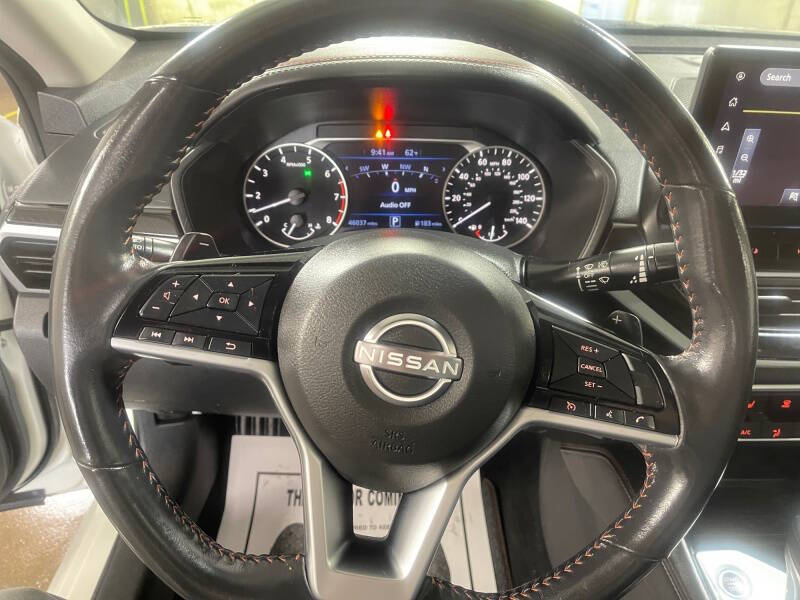 2023 Nissan Altima 2.5 SR