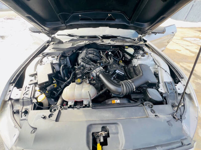 2015 Ford Mustang V6