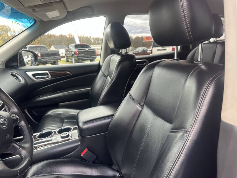 2015 Nissan Pathfinder SL