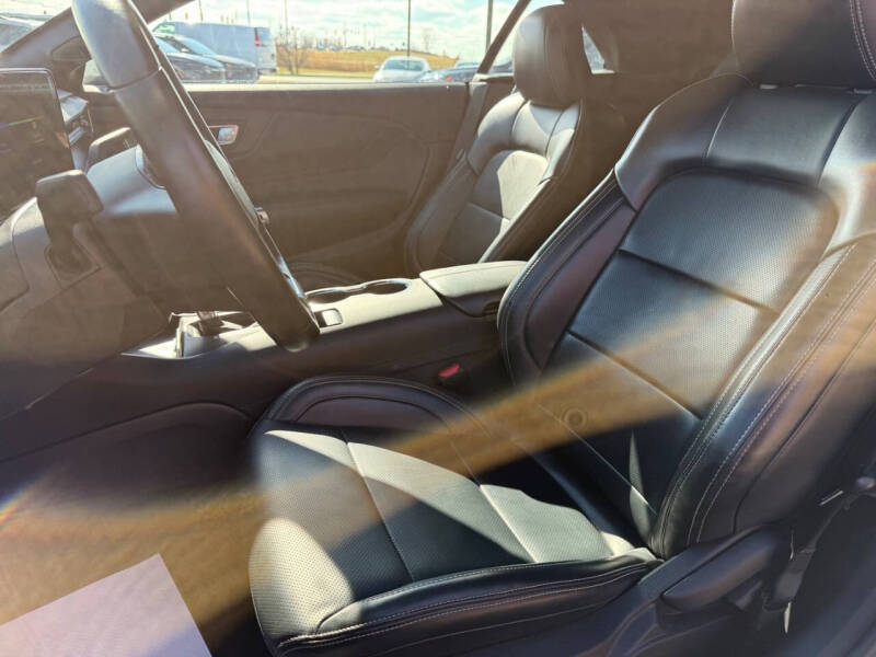 2025 Ford Mustang EcoBoost Premium