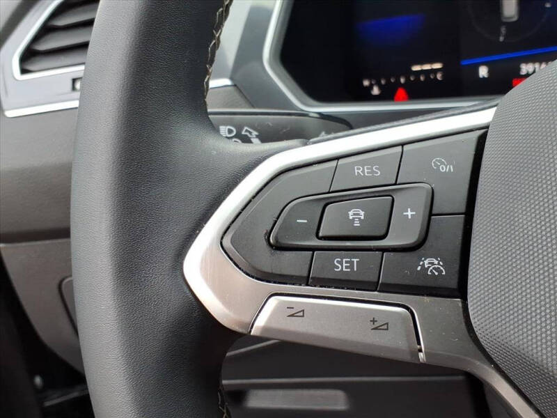 2022 Volkswagen Tiguan SE