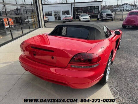 2004 Dodge Viper SRT-10