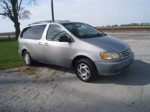 2002 Toyota Sienna LE