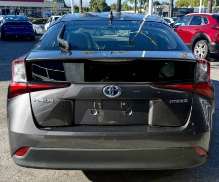 2022 Toyota Prius LE