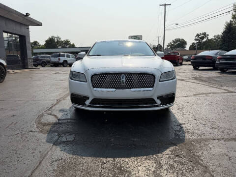 2017 Lincoln Continental Select
