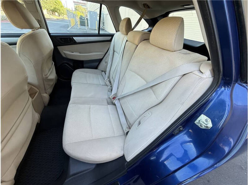 2017 Subaru Outback 2.5i