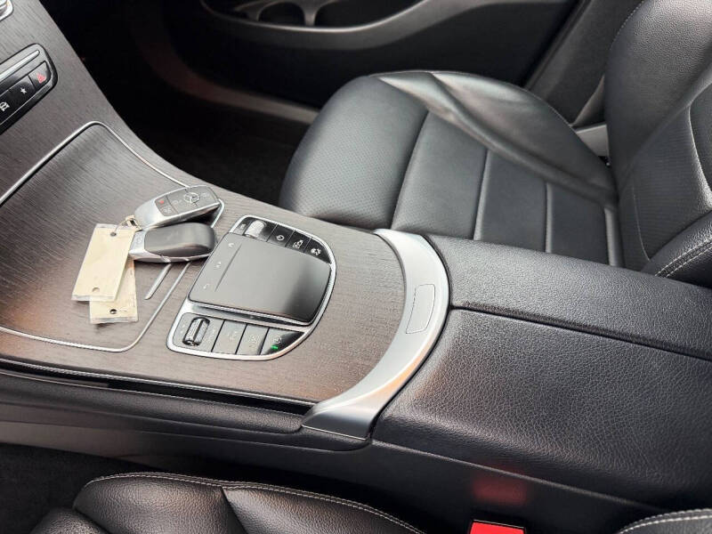 2022 Mercedes-Benz GLC GLC 300 4MATIC