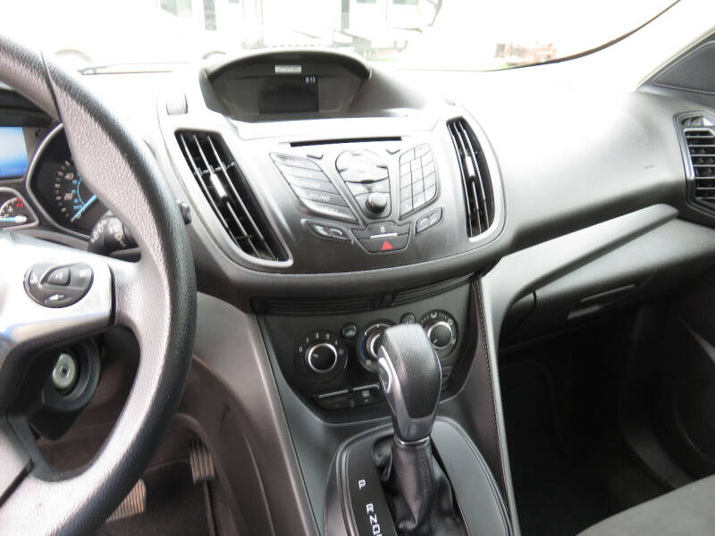 2016 Ford Escape S