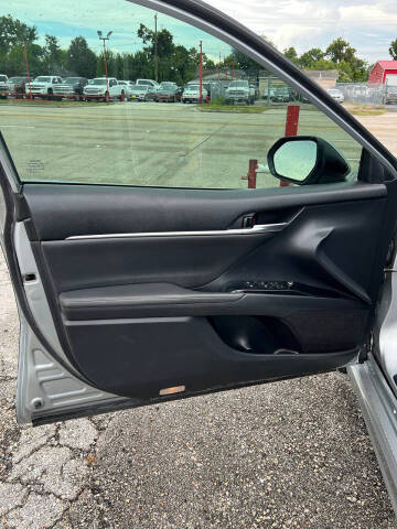 2019 Toyota Camry XSE