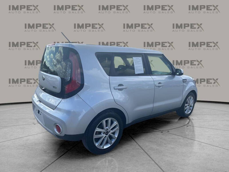 2019 Kia Soul +