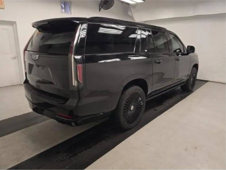 2022 Cadillac Escalade ESV Sport Platinum