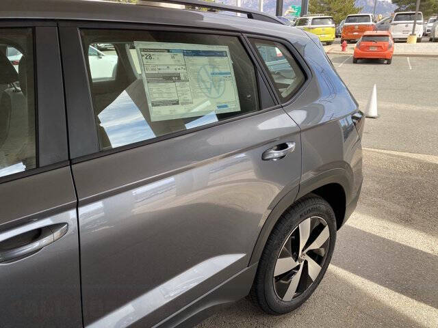 2025 Volkswagen Taos S 4Motion