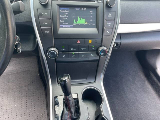 2016 Toyota Camry LE