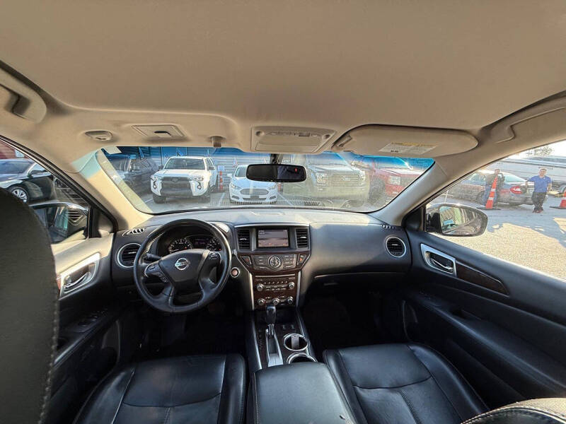 2014 Nissan Pathfinder SL