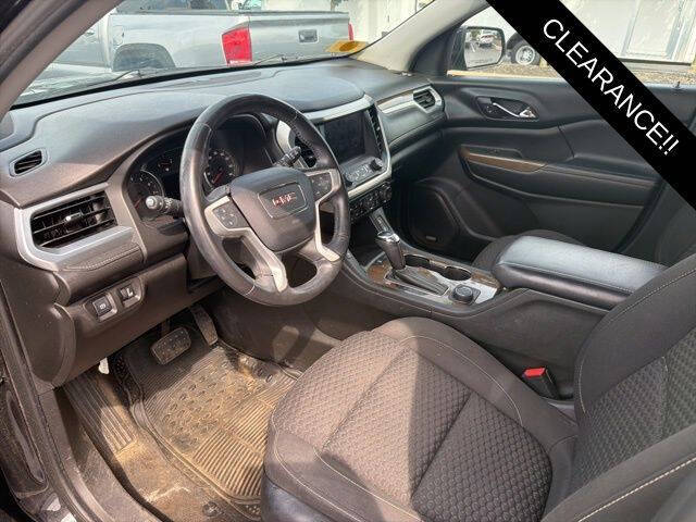 2017 GMC Acadia SLE-2