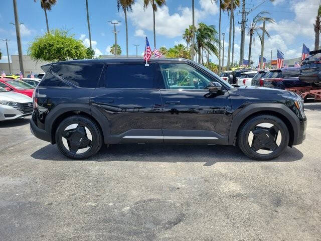 2026 Kia EV9 Light Long Range