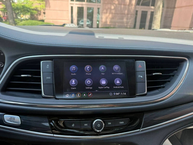 2020 Buick Enclave Essence