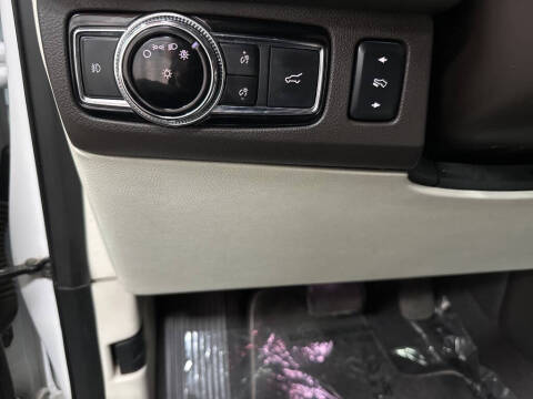 2019 Lincoln Navigator L Black Label