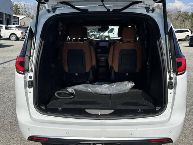 2026 Chrysler Pacifica Pinnacle