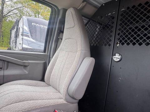 2021 Chevrolet Express 2500