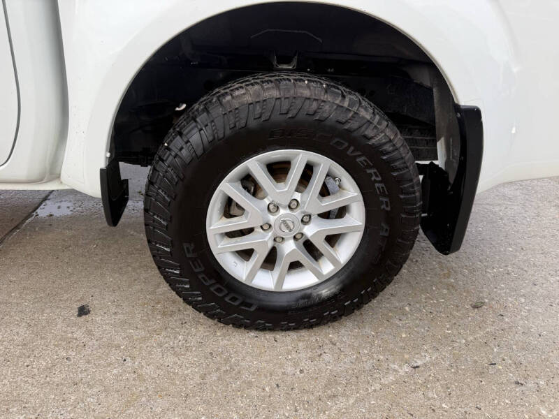 2017 Nissan Frontier SV