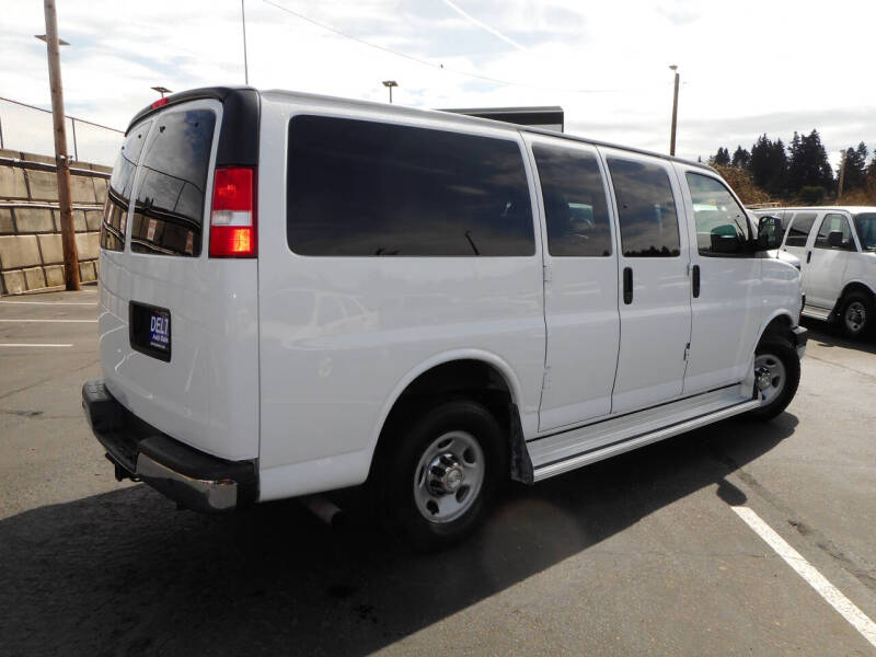 2017 Chevrolet Express LT 3500