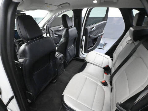 2024 Ford Escape Hybrid Platinum