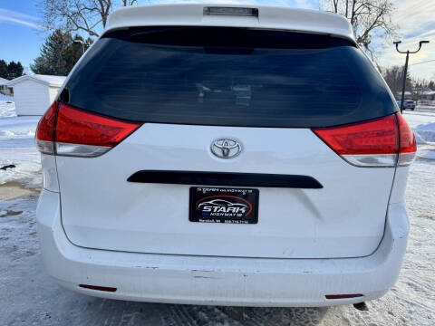 2014 Toyota Sienna L 7-Passenger