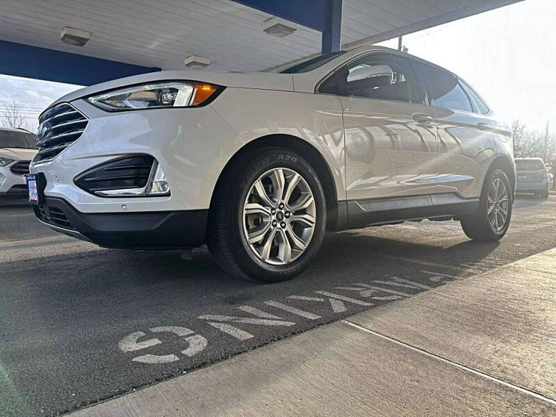 2021 Ford Edge Titanium