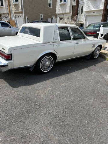 1983 Chrysler Fifth Avenue