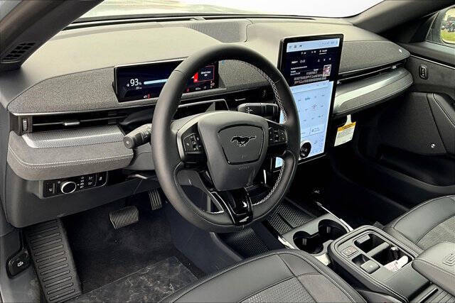 2025 Ford Mustang Mach-E GT