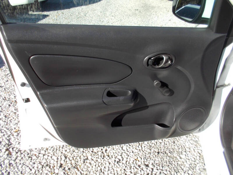 2016 Nissan Versa 1.6 S